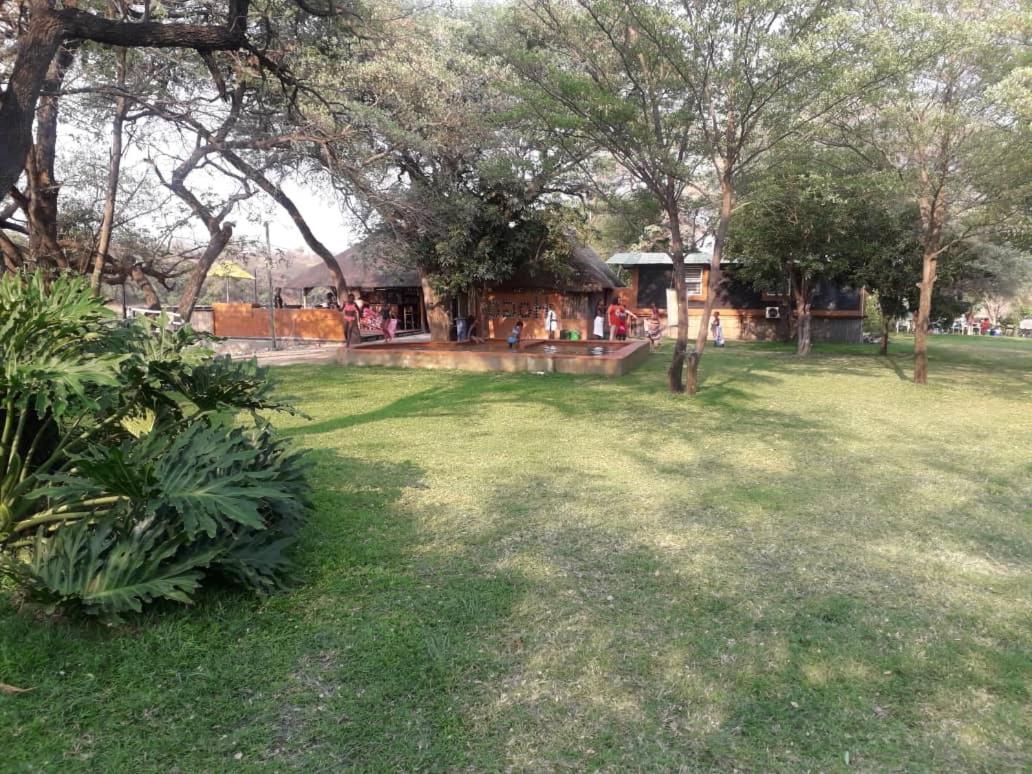 Camp Hogo Kavango Rundu Εξωτερικό φωτογραφία